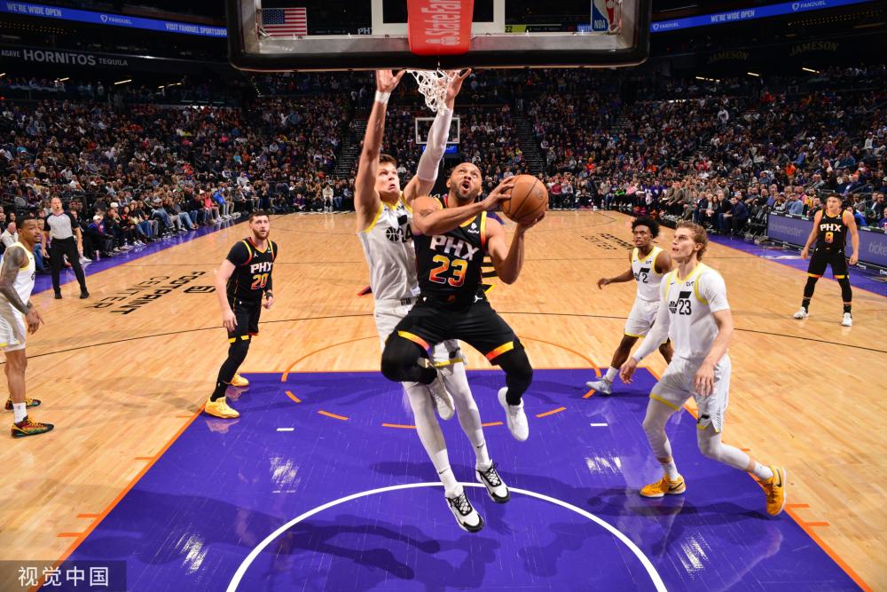 的角度看 的角度看