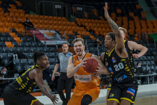 凭借快速多 凭借快速多