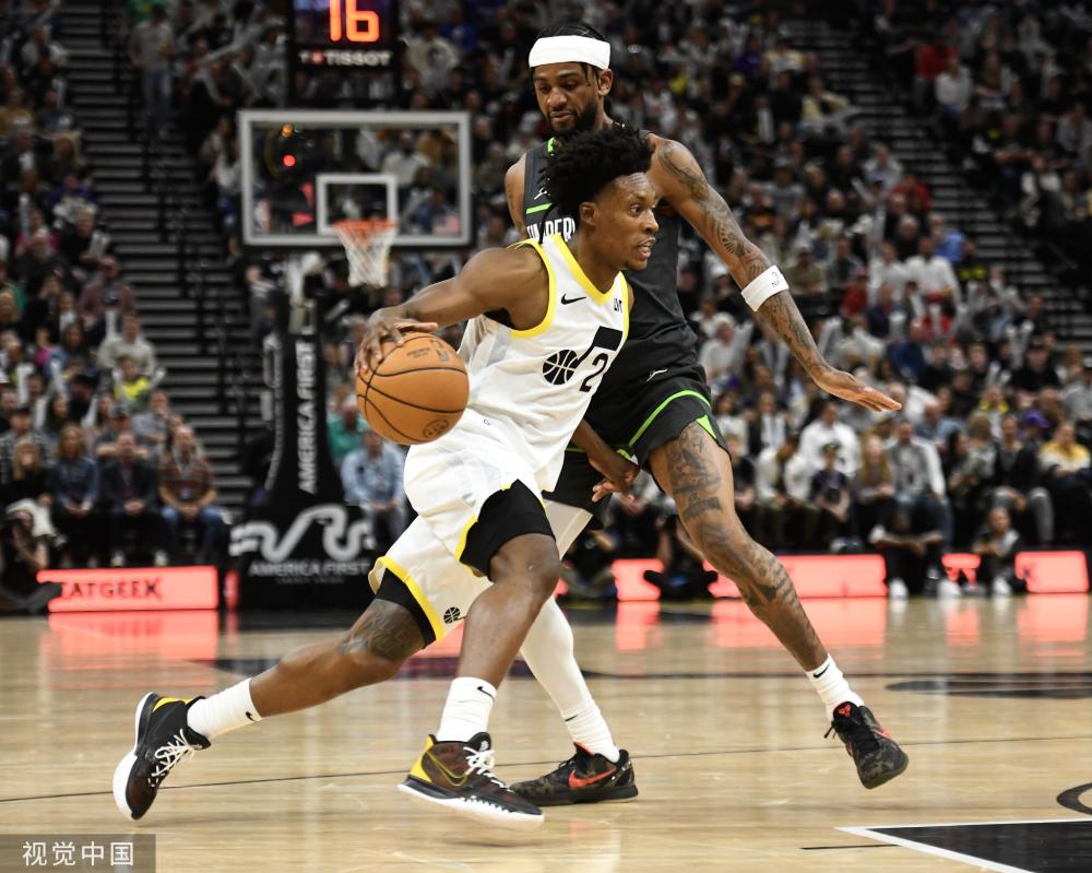 在本土或其 在本土或其